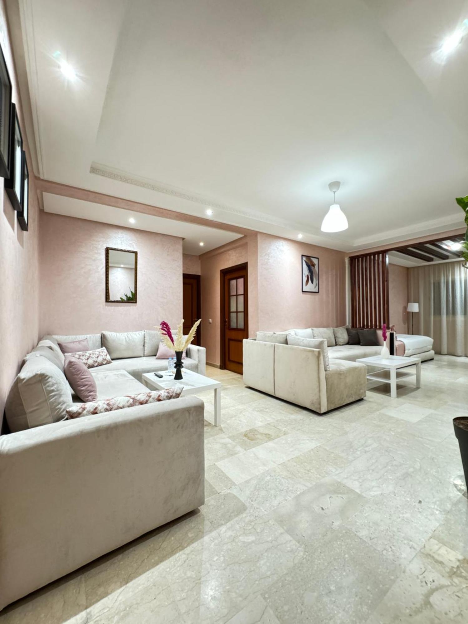 Apartamento Suitouiss - Agdal 2 - A 2 Minutes De La Gare De Train Tgv Rabat